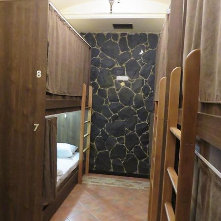 Hostel Jan In The Very Center Γιερεβάν Εξωτερικό φωτογραφία