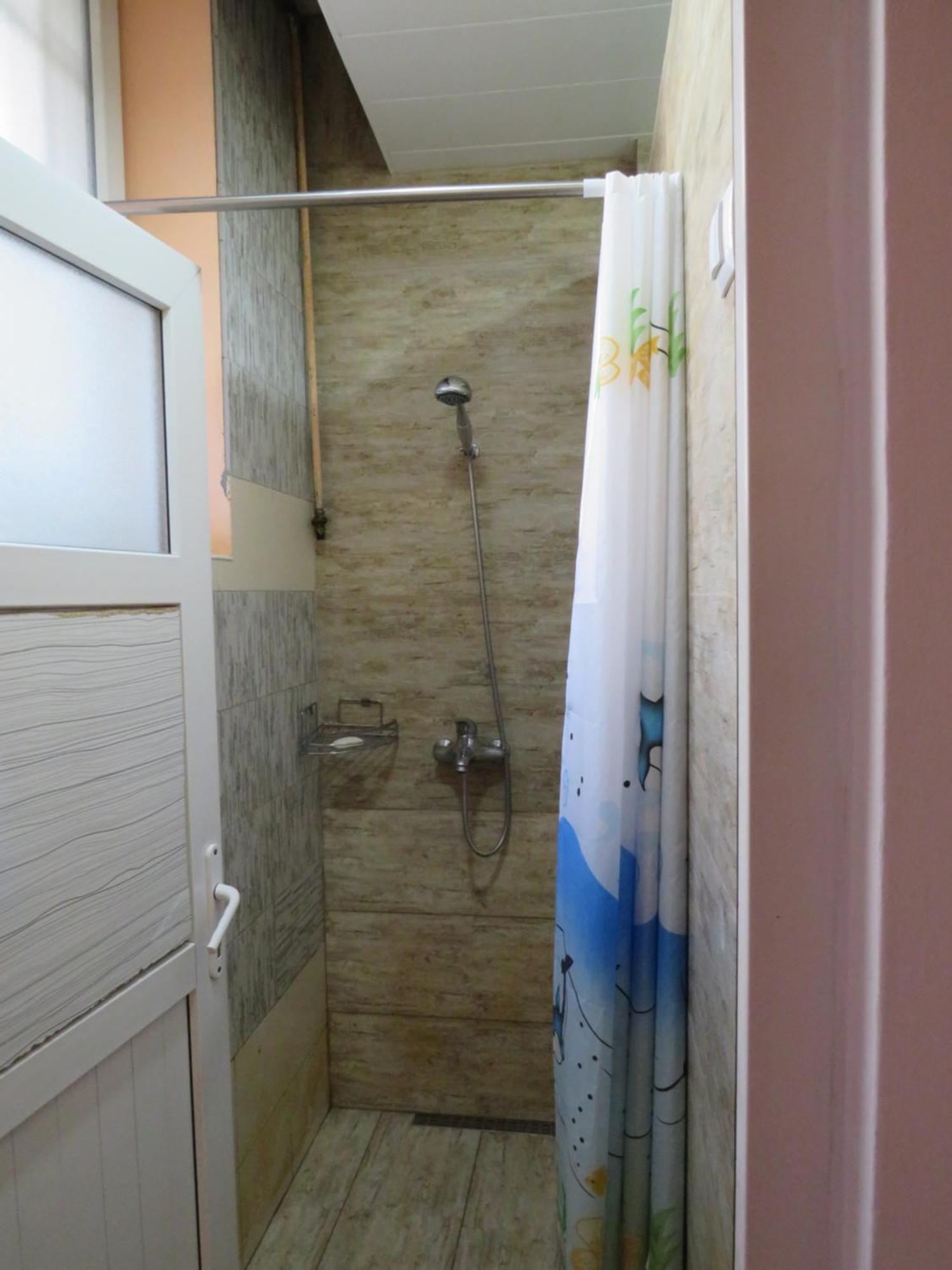 Hostel Jan In The Very Center Γιερεβάν Εξωτερικό φωτογραφία